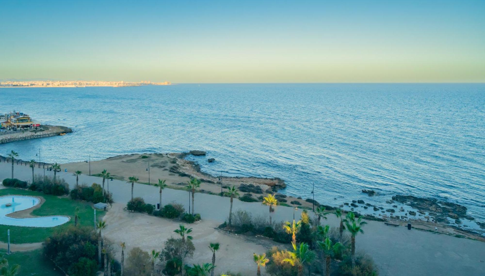 Apartamento Premium Con Jacuzzi Y Vistas Al Mar En Punta Prima, Torrevieja By Rentalole Kültér fotó